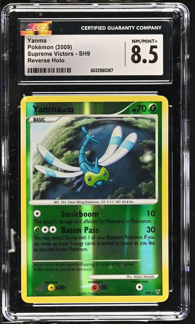 Yanma Reverse Holo, Supreme Victors, CGC 8.5